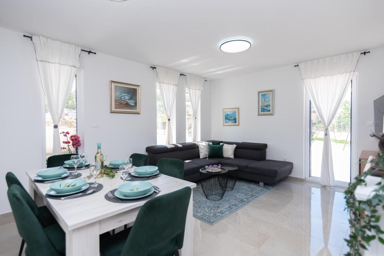 Villa Balic - Подстрана Екстер'єр фото